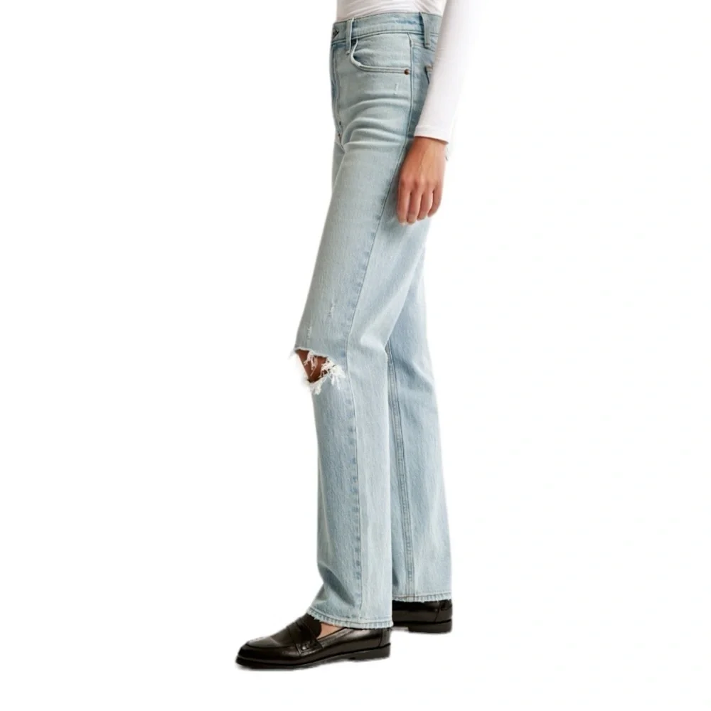 Abercrombie - Curve Love The Ultra High Rise 90s Straight Jean Sz 31/12S